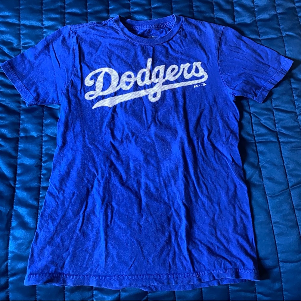 MLB L.A. Dodgers Shirt Size Medium